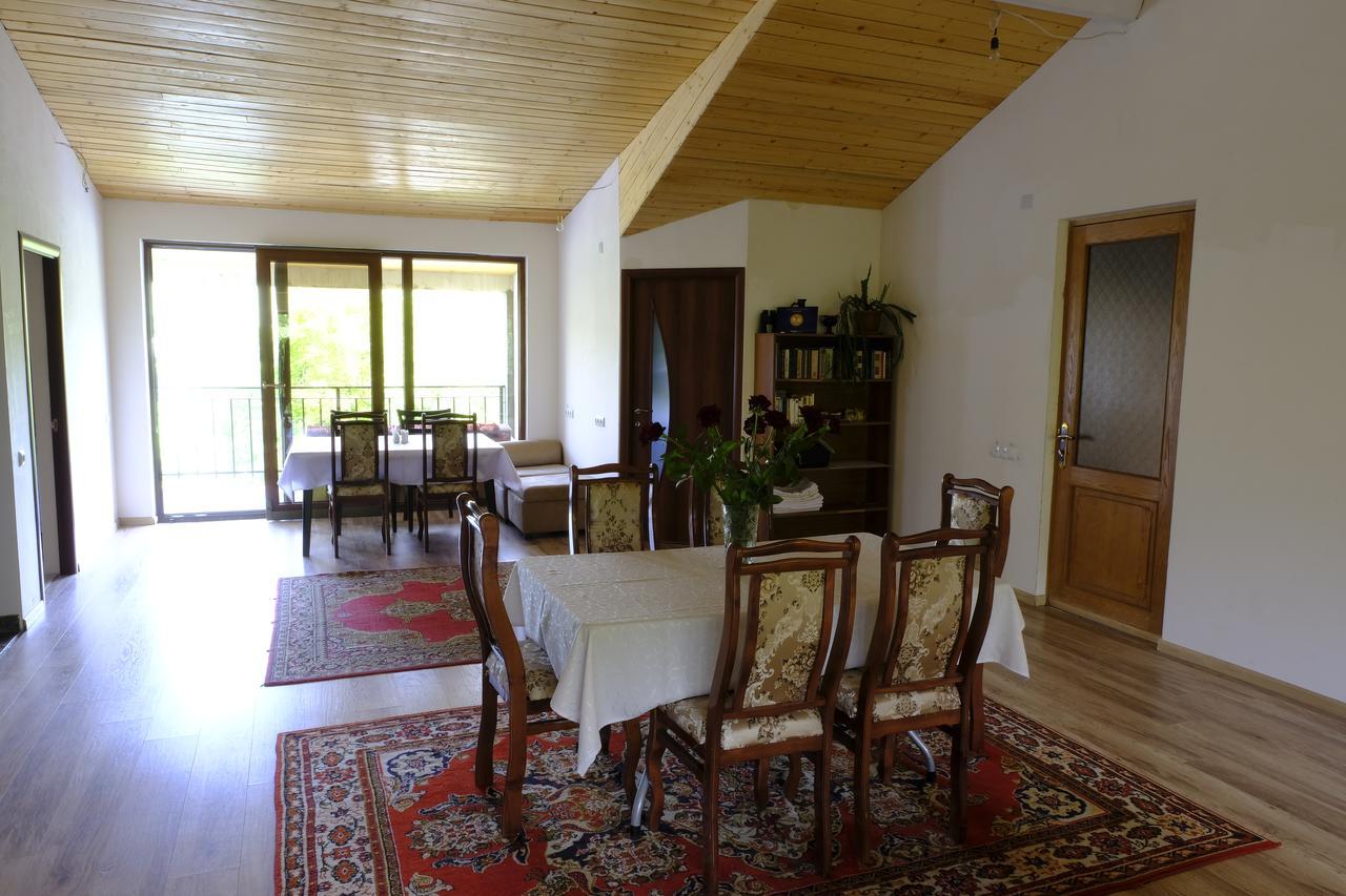 Chez Yvette Bed and Breakfast Garni Eksteriør billede