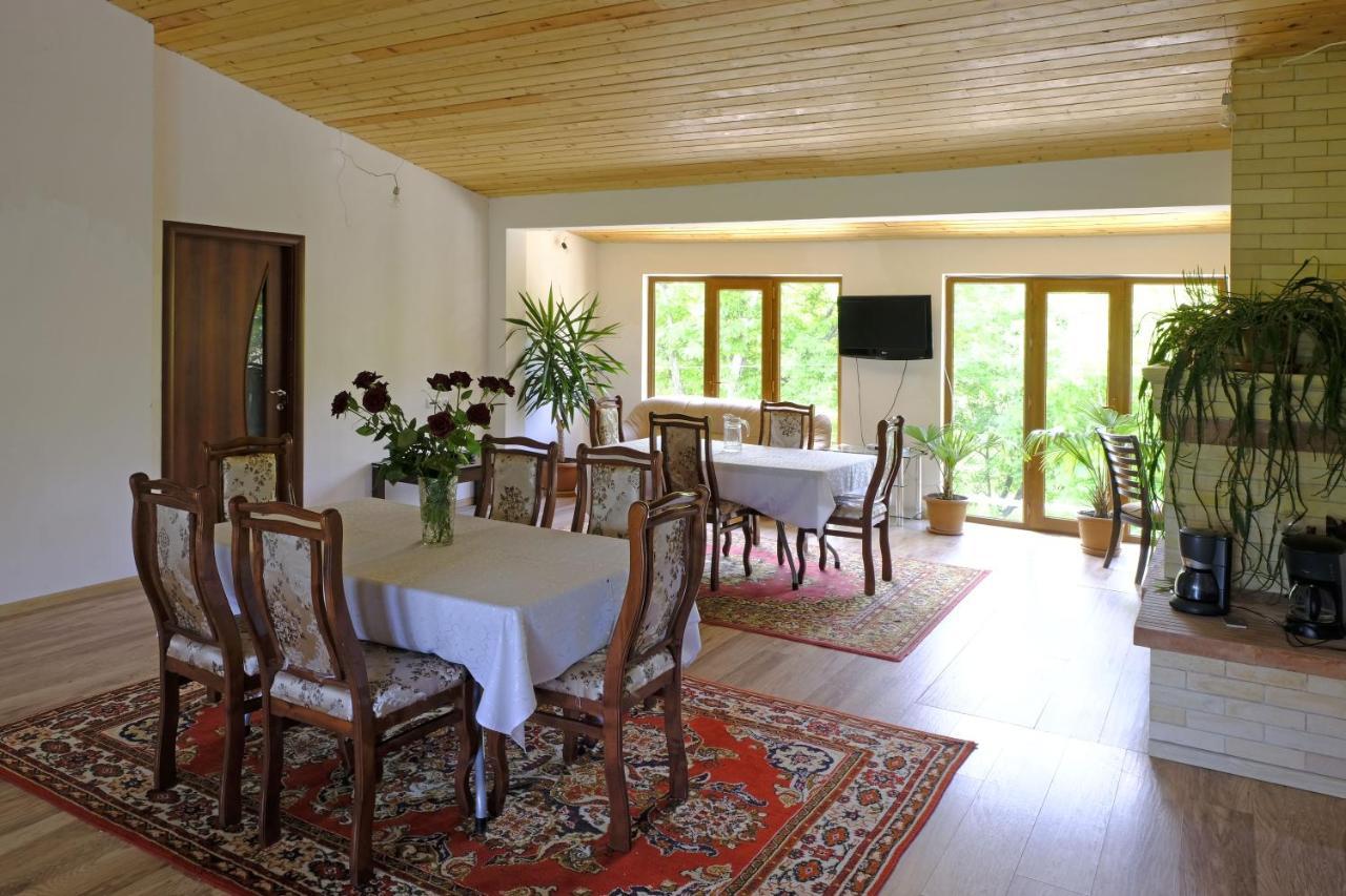 Chez Yvette Bed and Breakfast Garni Eksteriør billede